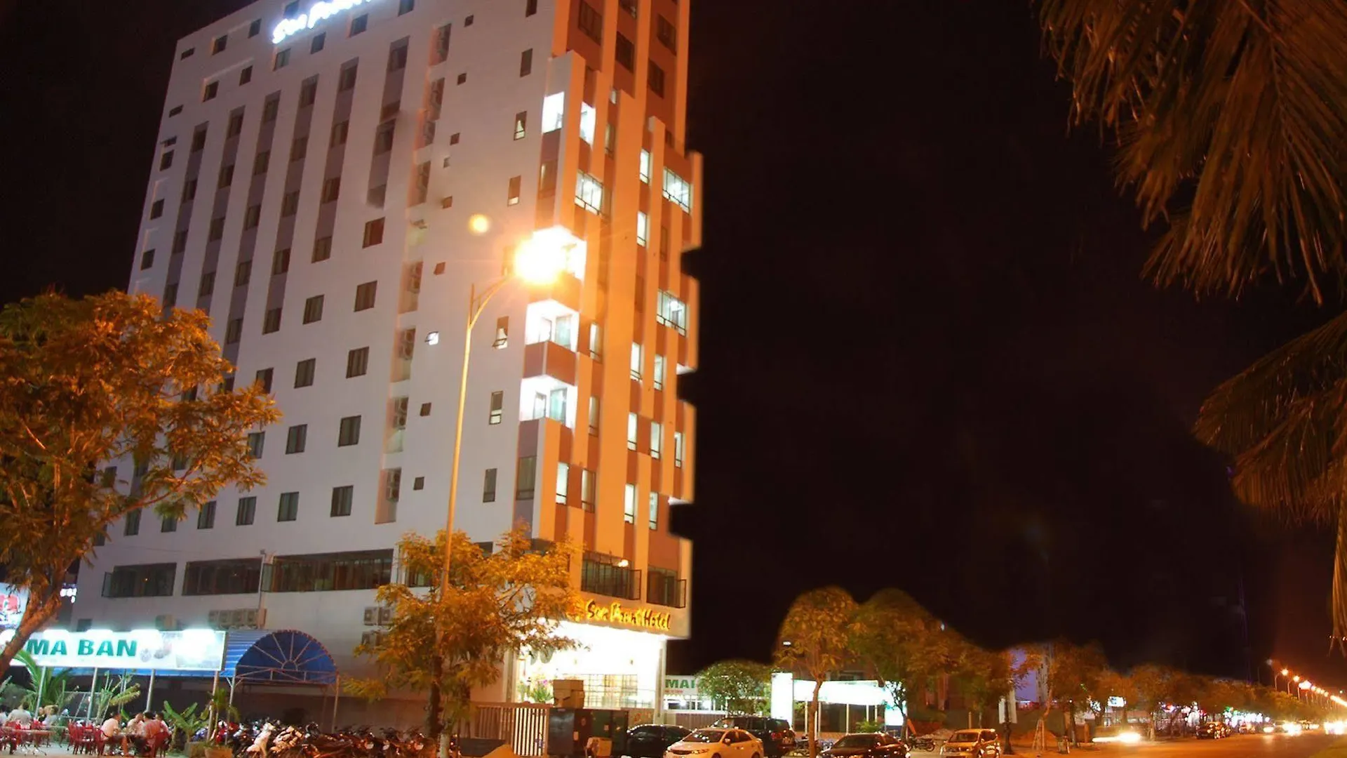 Sea Front Hotel Da Nang