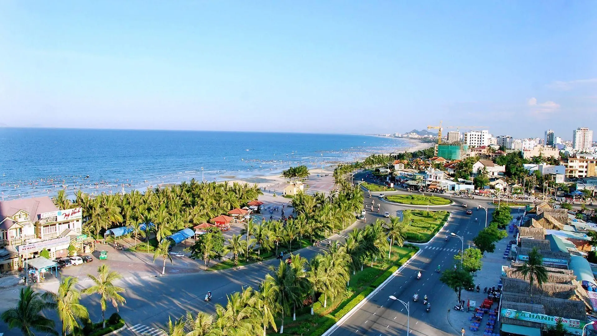 ***  Sea Front Hotel Da Nang Vietnam